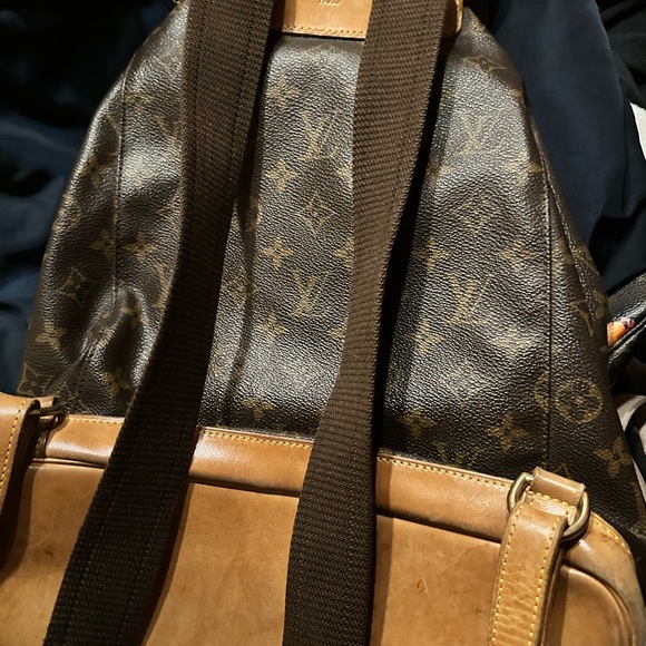 Louis Vuitton Montouris gm back pack - Picture 2 of 6
